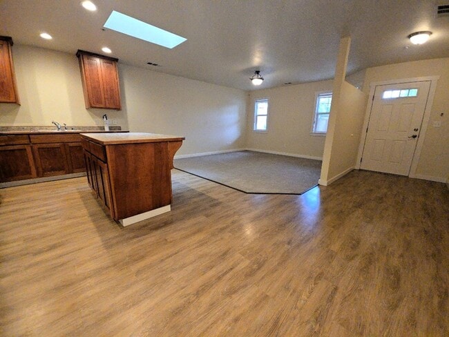 Building Photo - 2469 Shay Ct