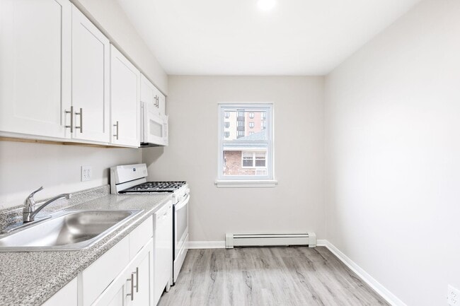 Building Photo - 51 1st St