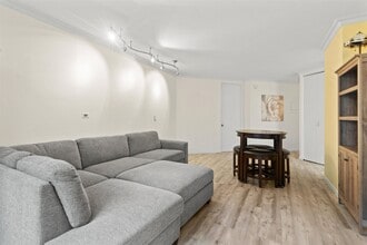 Building Photo - 7004 JFK Blvd E