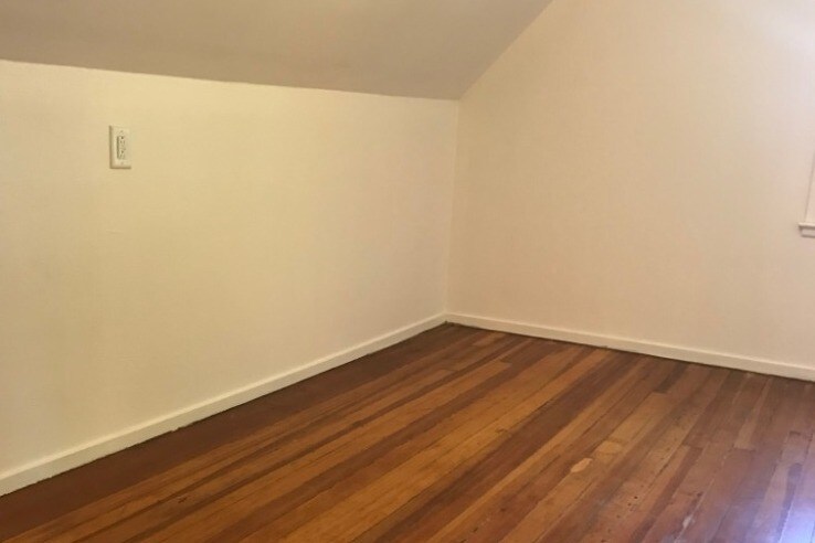 Bedroom - 740 Sunset St