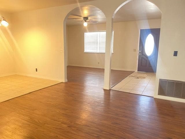 Building Photo - 2305 Sandy St