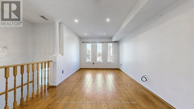 Building Photo - 1050 Bristol Rd W