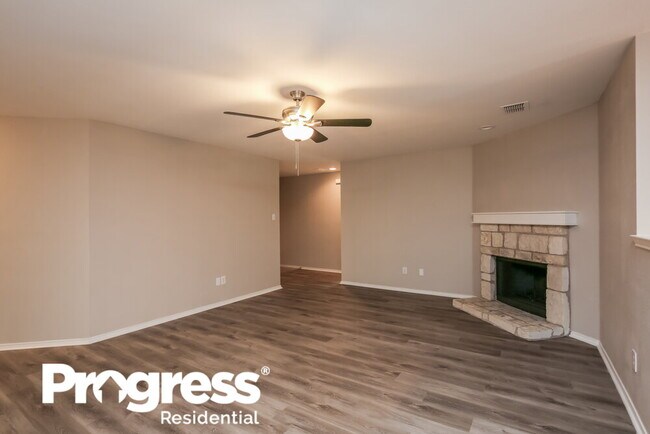 Foto del edificio - 16337 Cowboy Trail