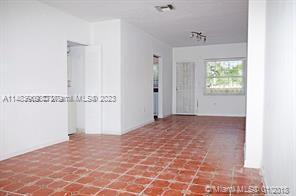Foto del edificio - 205 NW 84th St