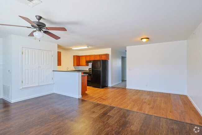 Interior Photo - Montierra Ranch