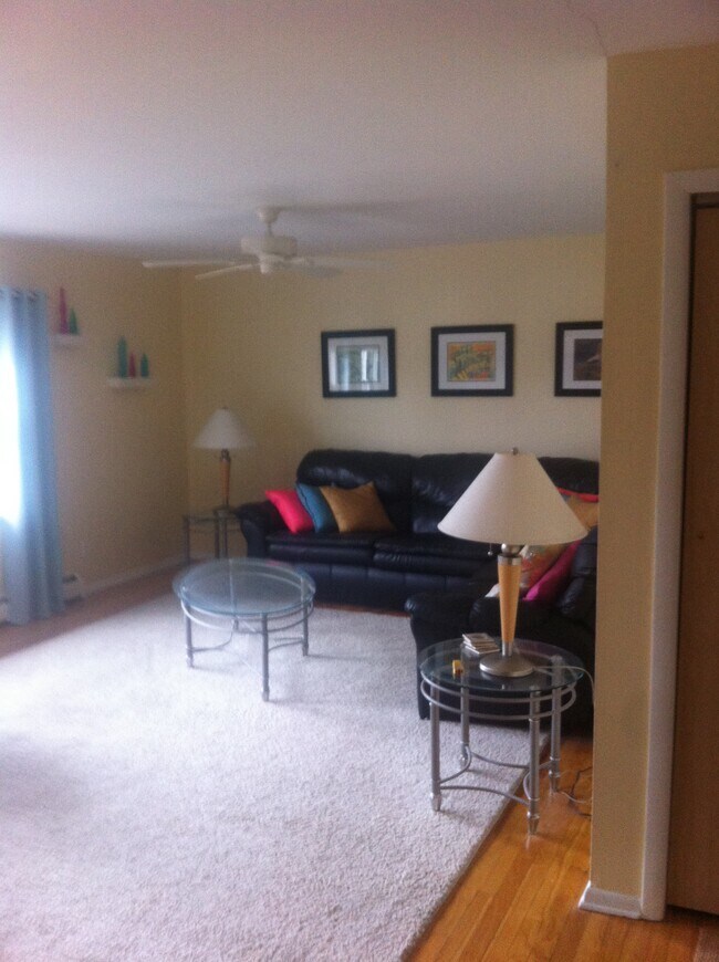 Building Photo - 310 Maryland Ave