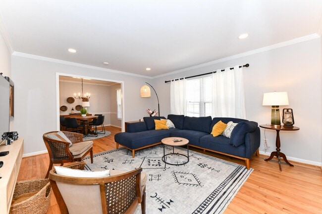 Foto del edificio - 3409 Cottage Pl