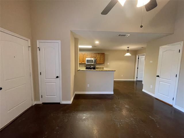 Building Photo - 3809 Branch Way