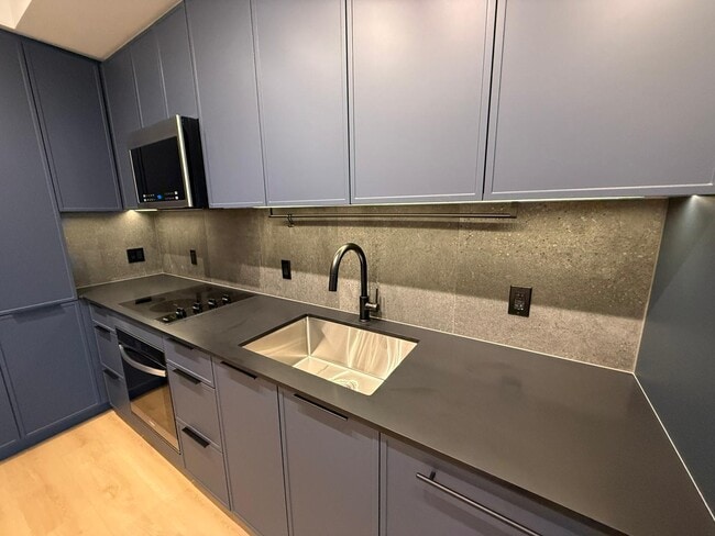 Photo du bâtiment - 3075 Murray St