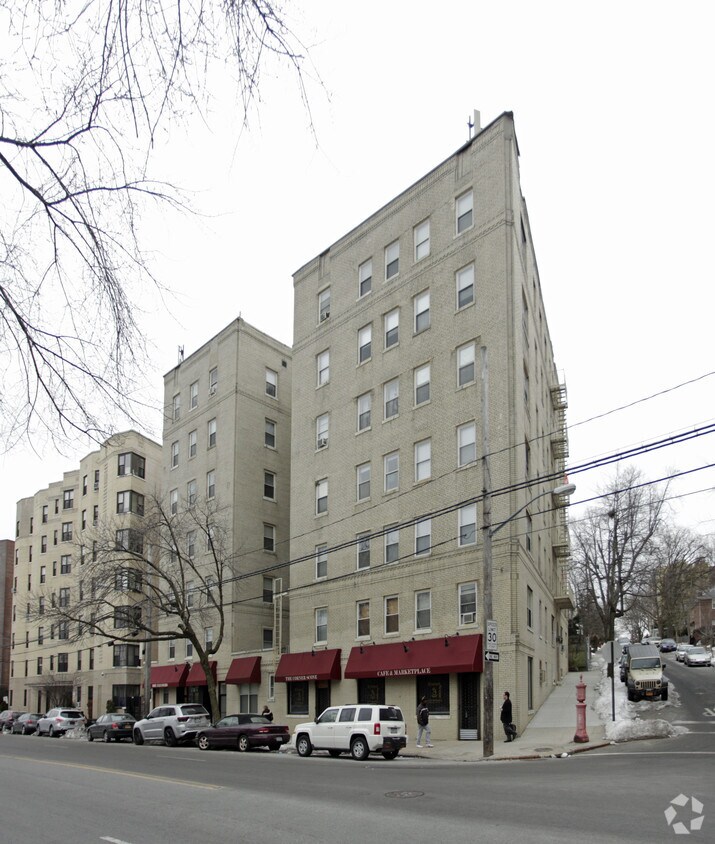 Foto del edificio - 530 E 236th