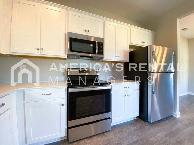 Building Photo - MOVE IN SPECIAL!!! - Home for Rent in Lincoln, AL... Available to View Now!!! - Sign a lease by 3...