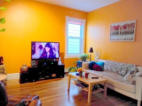 Foto del edificio - 1530 Cambridge St