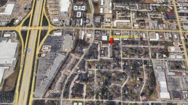 Building Photo - 2030 Plantation Dr