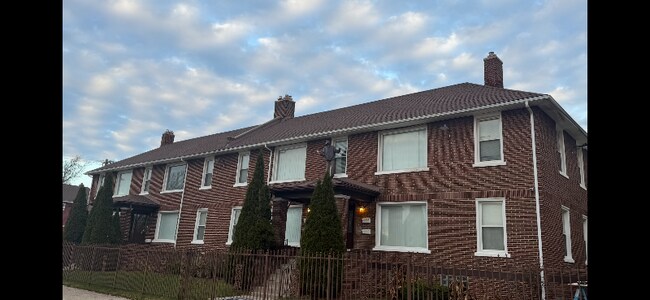 Building Photo - 13662 Ohio St