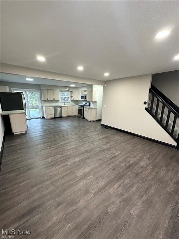 Foto del edificio - 35600 Bainbridge Rd