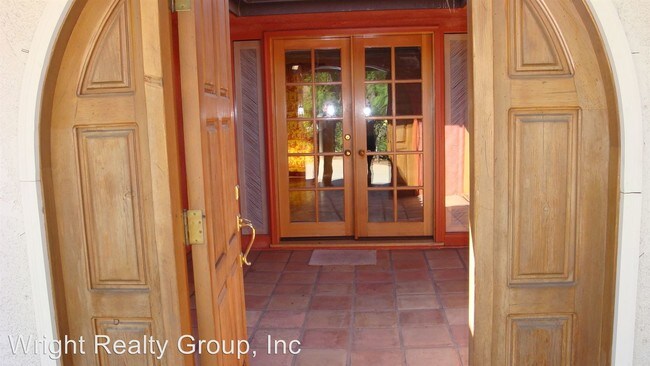 Building Photo - 5564 Inner Circle Dr