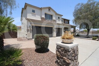 Building Photo - 12908 W Sierra Vista Dr