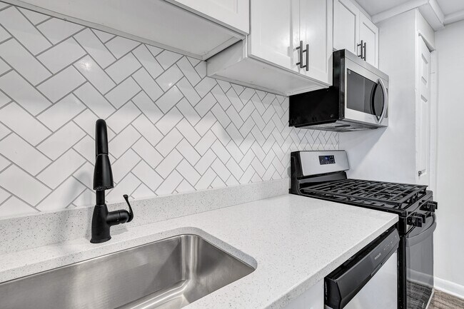 Foto del edificio - Avalon Townhomes