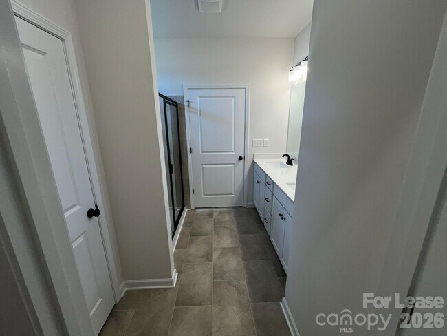 Building Photo - 1100 Langston Ln