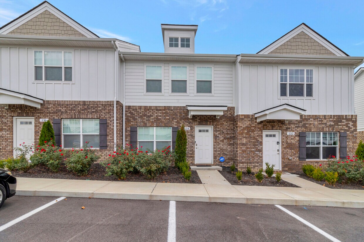 Foto principal - 134 Dry Creek Commons Dr