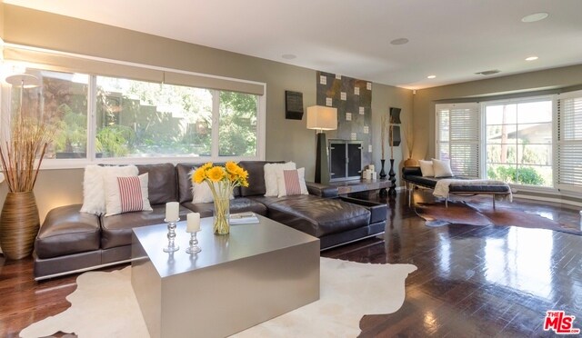 Building Photo - 8100 Mulholland Terrace