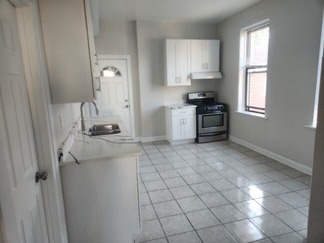 Foto del edificio - 2326 S Homan Ave