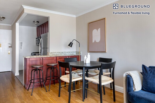 Foto del edificio - 788 Columbus Ave