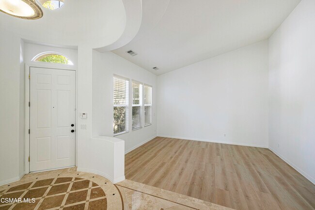 Foto del edificio - 3178 Sunset Hills Blvd