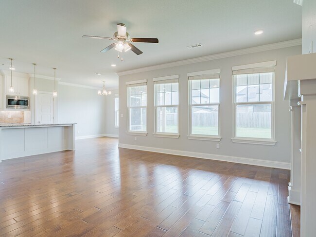 Building Photo - 940 W Ashmore Landing Loop