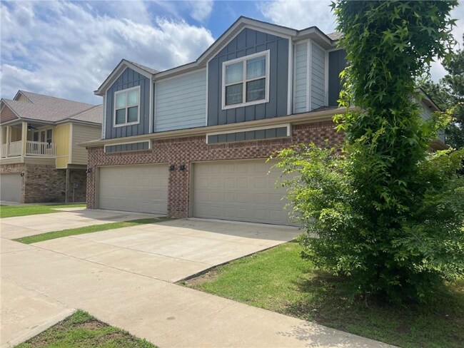 Photo - 1211 N Sicily Ln Townhome