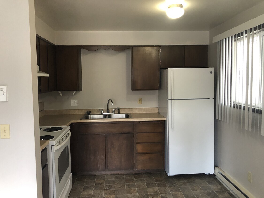 Kitchen - 1115 1st St