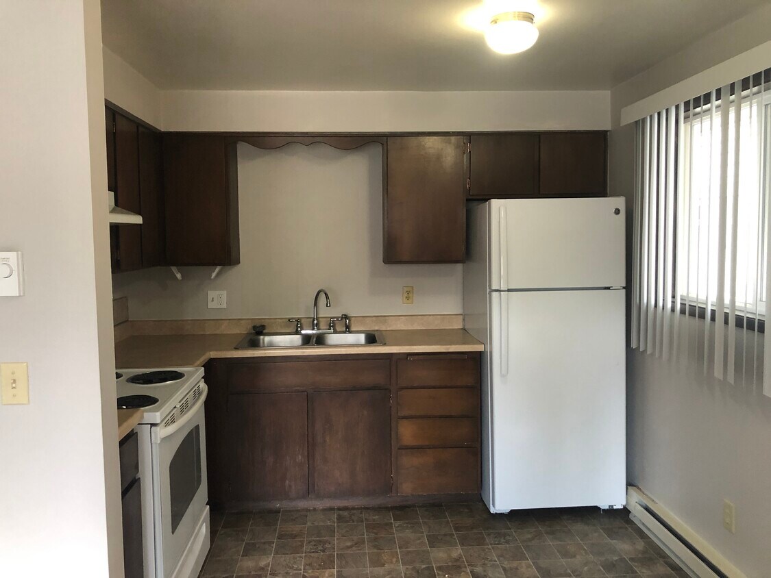 Kitchen - 1115 1st St