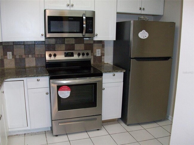 Building Photo - 495 Las Cortes Ln