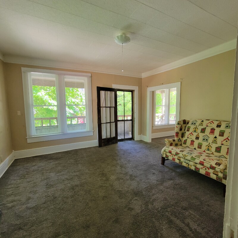 Foto principal - 338 SE Jackson St