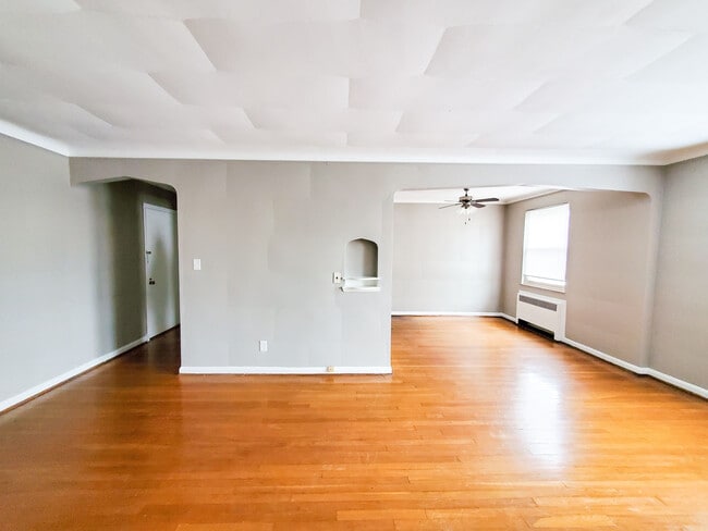 Foto del edificio - Parkway Manor Apartments