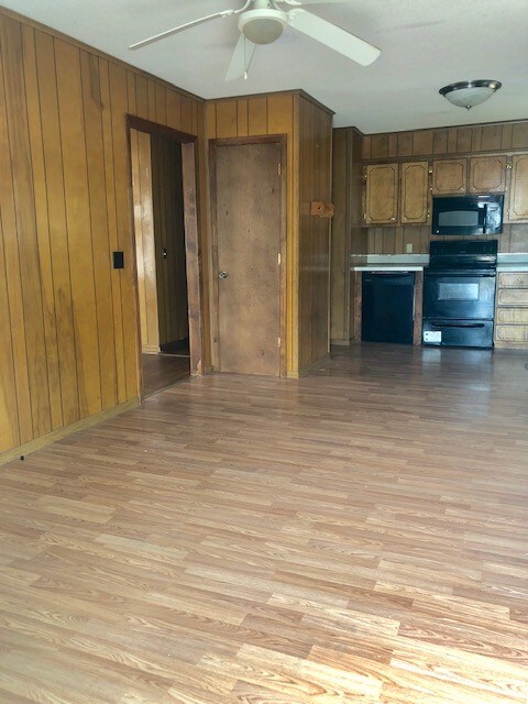 Foto del edificio - 3809 Sandy Ln