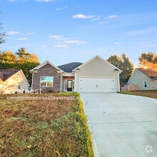 Building Photo - 1754 Live Oak Ln