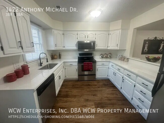 Foto del edificio - 1422 Anthony Michael Dr