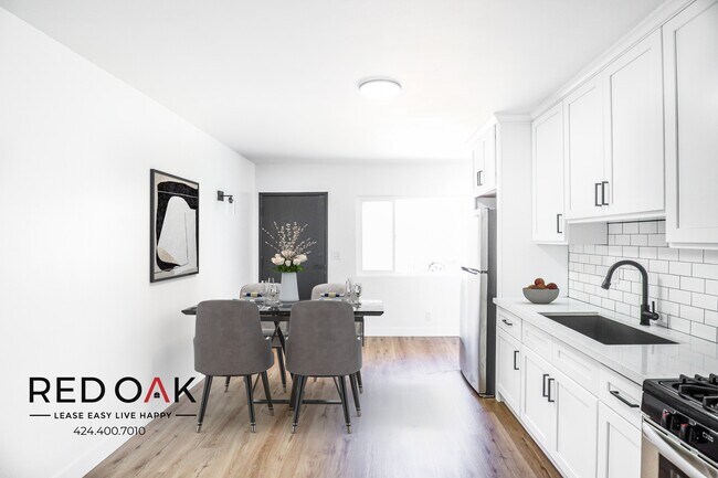 Building Photo - Remarkable Bright and Sunny Completely Rem...