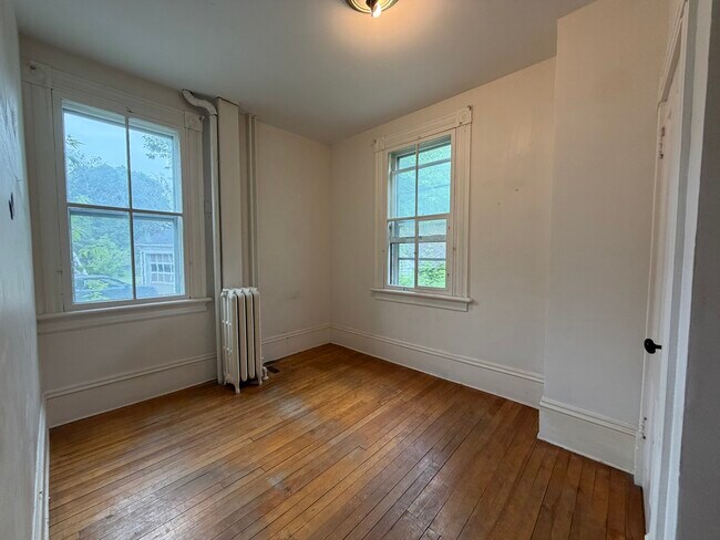 Photo du bâtiment - Apartment for Rent