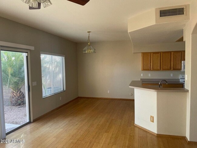 Building Photo - 8419 W Salter Dr