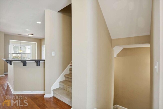 Building Photo - 6150 Indian Wood Cir