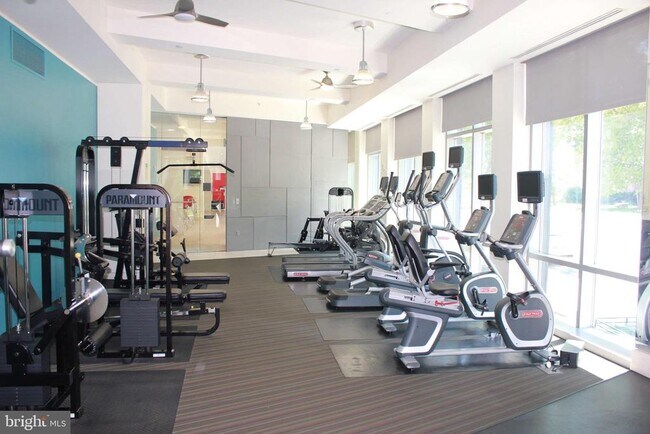 Foto del edificio - 4101 Albemarle St NW