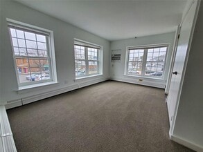 Building Photo - 100 Mariners Way