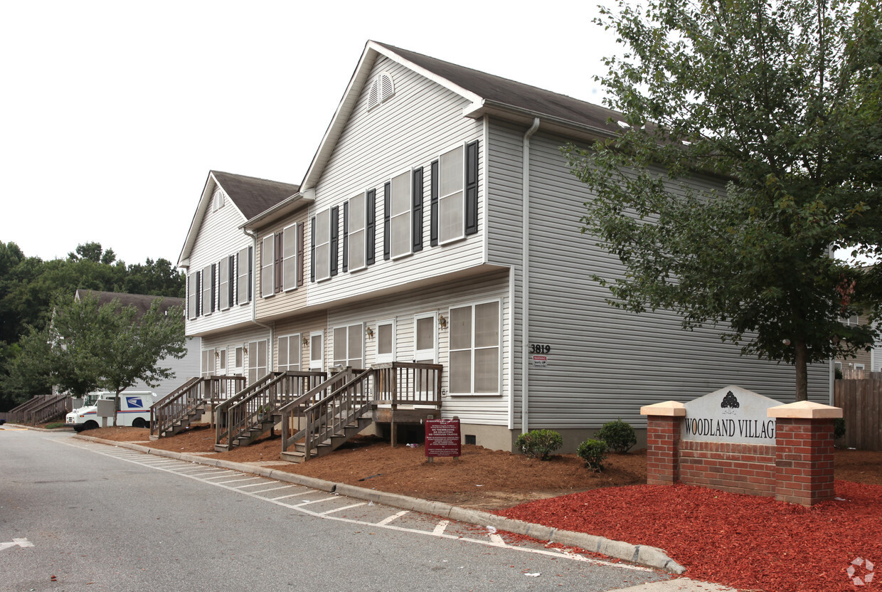 Primary Photo - Woodland Village Apartments