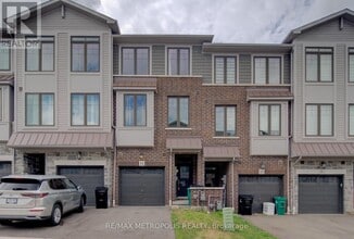 Building Photo - 10 Birmingham Dr