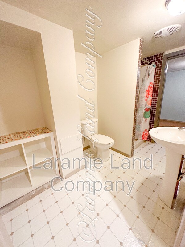 Foto del edificio - 612 E Bradley St