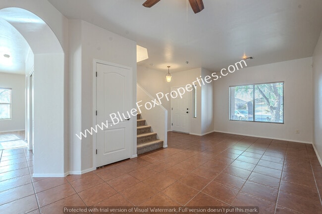 Building Photo - 39347 S Old Arena Dr