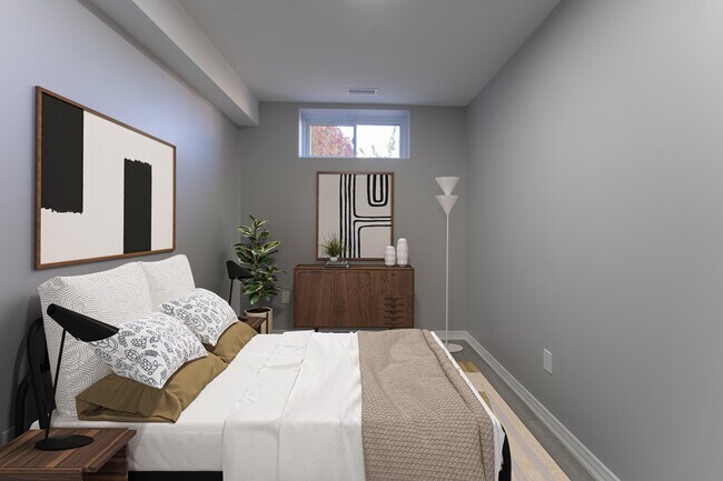 Photo du bâtiment - 2 Bed / 1 Bath in Kingston – All Utilities & Parking Included - $1,899/month