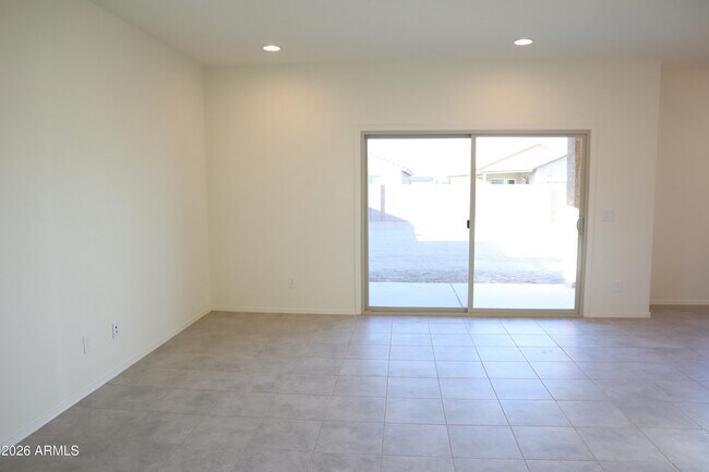 Foto del edificio - 10676 W Golson Dr